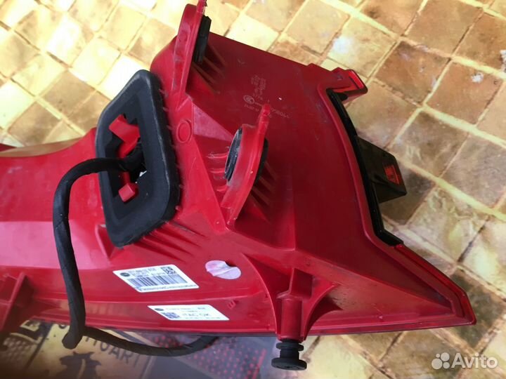 Porsche Macan фонарь задний правый