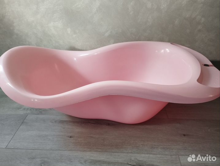 Ванночка для купания новорожденного