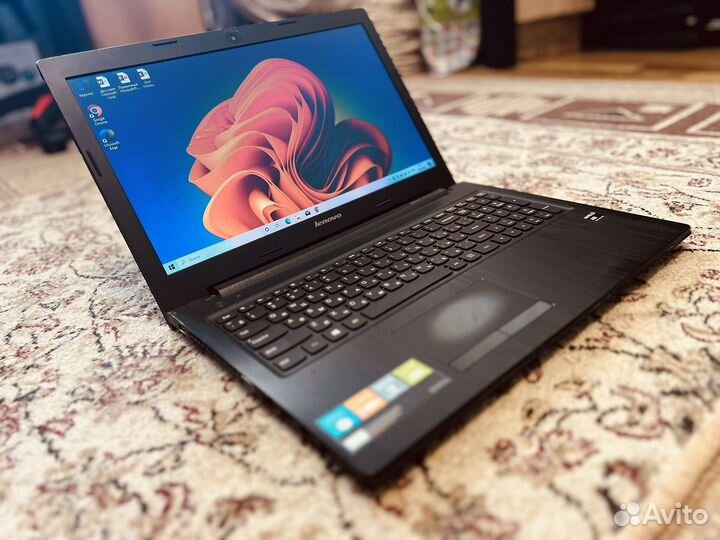 Мощный Ноутбук Lenovo Amd A8/8гб/256ssd/2 видюхи