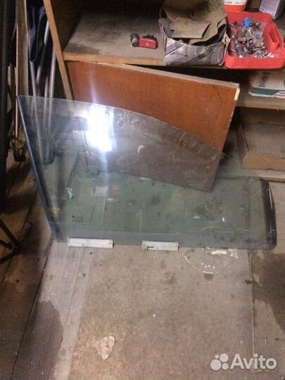 Opel omega B стекла передние