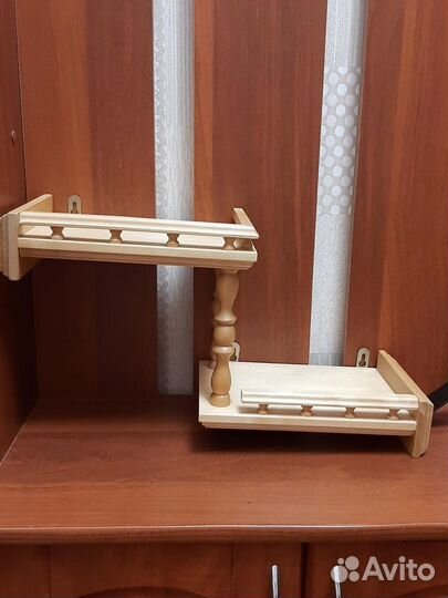 Продаются полочки для цветов