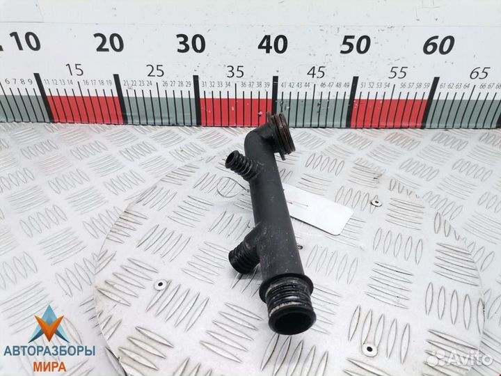 Патрубок радиатора BMW 3 E36 1993