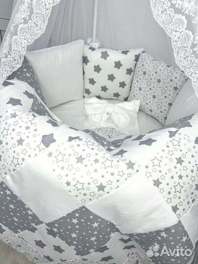 Комплект в детскую кроватку