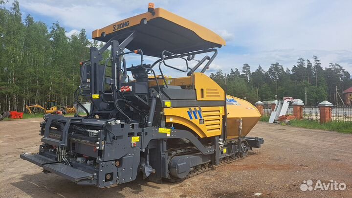 Асфальтобетоноукладчик XCMG RP603, 2022