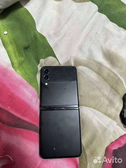 Телефон samsung z flip3