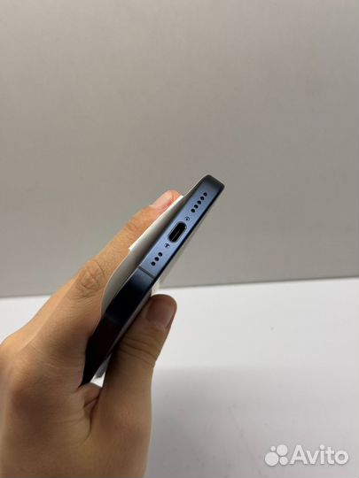 iPhone 15 Pro, 128 ГБ