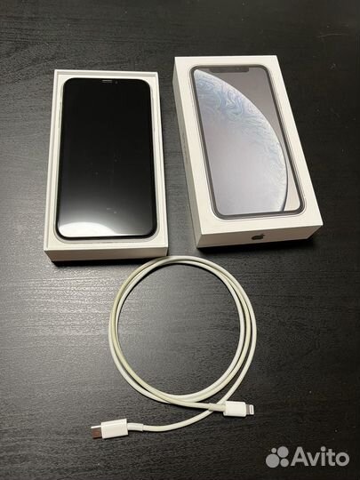 iPhone Xr, 64 ГБ