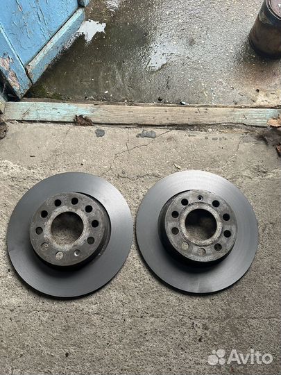 Тормозные диски VW skoda octavia a7