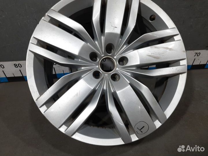 VW Teramont Диск колесный легкосплавный R20