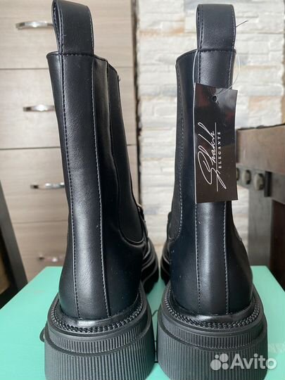 Ботинки женские