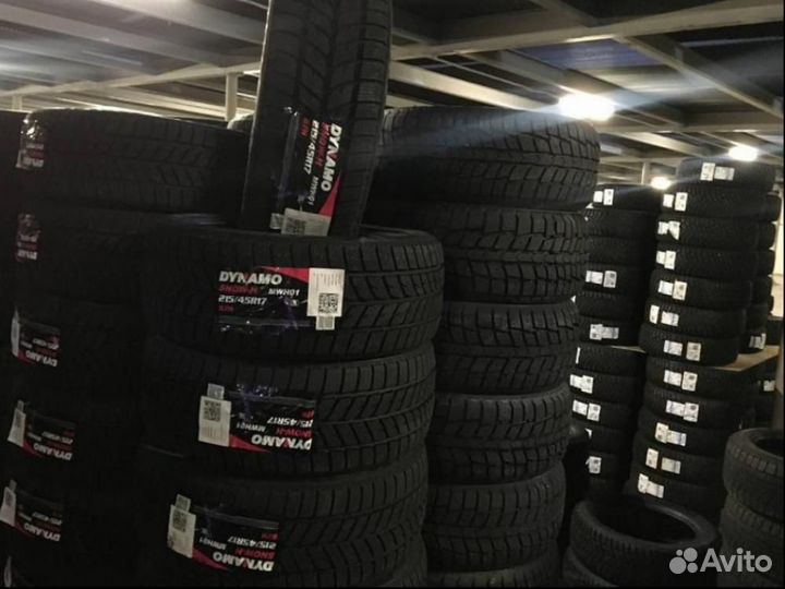 Dynamo Snow-H MWH01 215/45 R17 87H