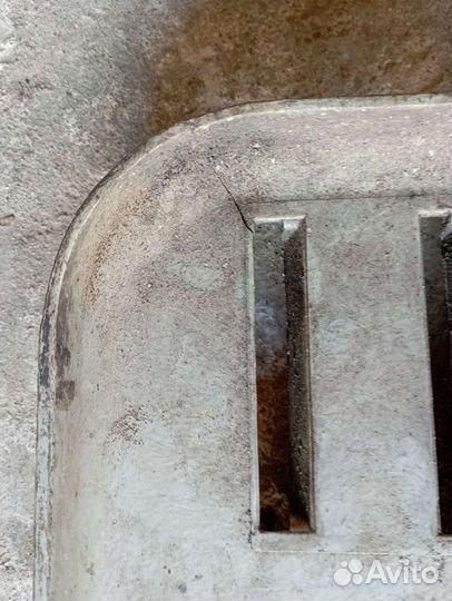 Крышка отопителя кабины маз -500