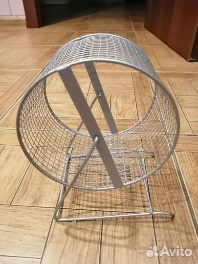 Колесо и поилка для джунгарского хомяка