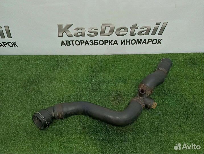 Верхний патрубок радиатора Volkswagen Golf 4 1.8