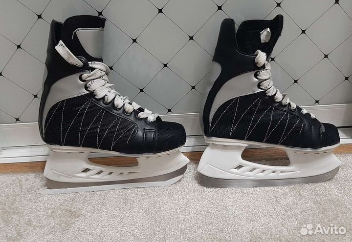 Коньки хоккейные 34 размер