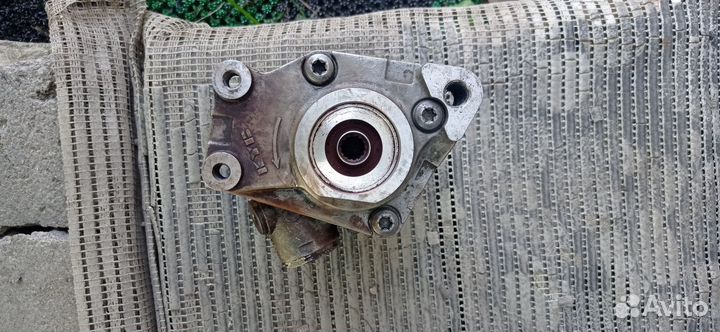 Насос гура ауди Q7 4.2 Bar