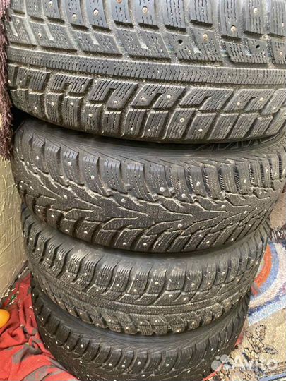 Kumho I'Zen KW22 215/65 R16 98T