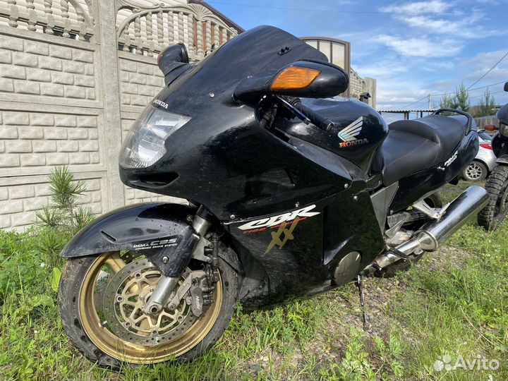 Honda cbr 1100xx