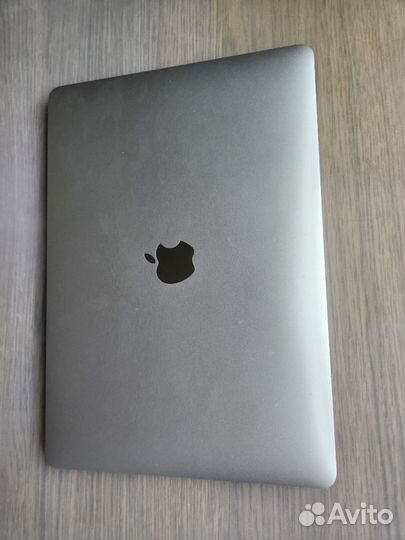 Ноутбук Apple MacBook Air 13 A2337