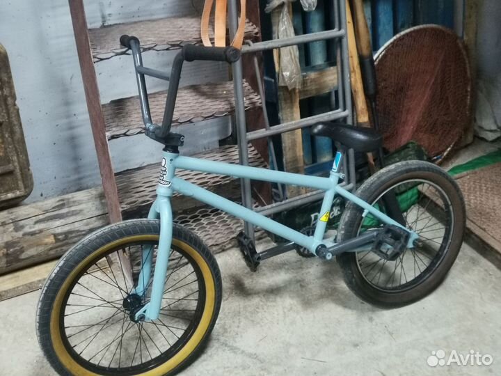 Bmx велосипед перекрашеный