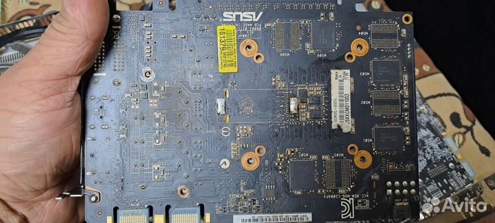 Видеокарты одним лотом