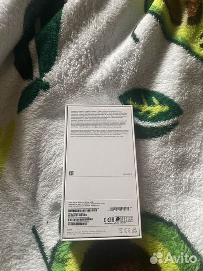 iPhone 11, 64 ГБ