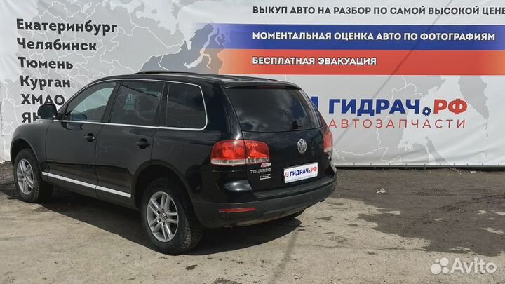 Ручка двери наружная задняя правая Volkswagen Toua