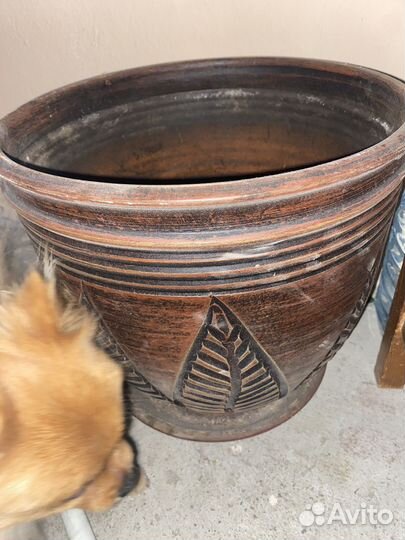 Большой керамический горшок для цветов
