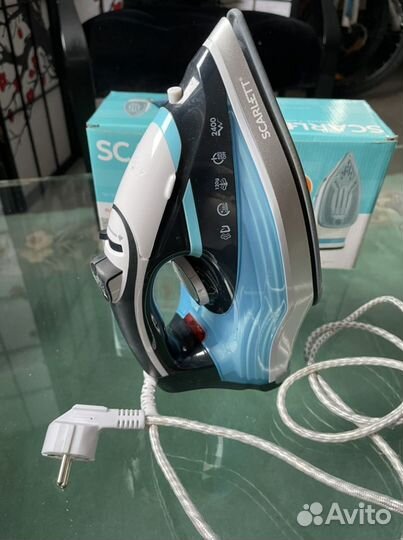 Утюг Scarlett