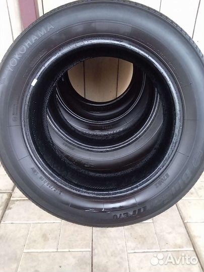 Yokohama BluEarth E70 215/60 R16
