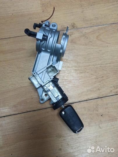 Замок зажигания Opel Astra H хетчбэк 5-ти дв