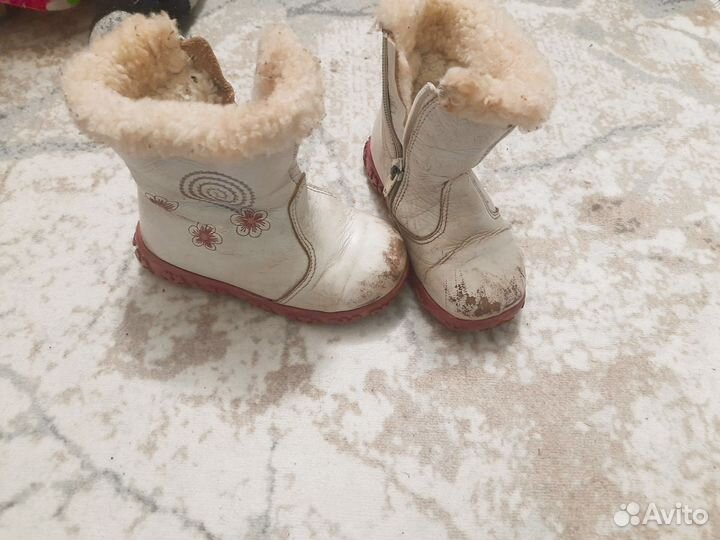 Сапожки для девочки 24