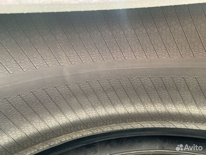 Viatti Brina Nordico V-522 215/55 R17