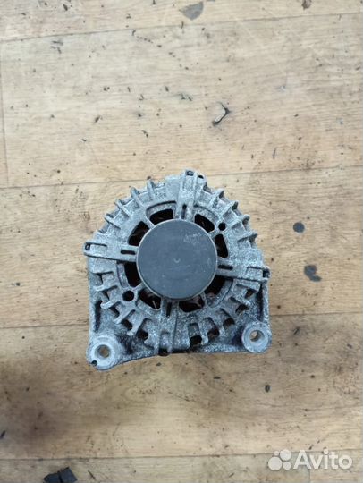 Генератор N47D20C BMW E90 Бмв 8507624