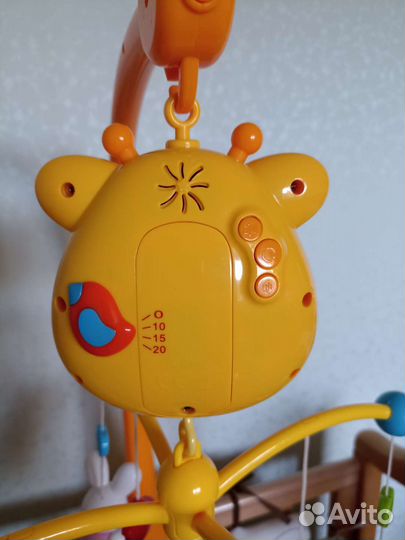 Самый функциональный мобиль Жирафики