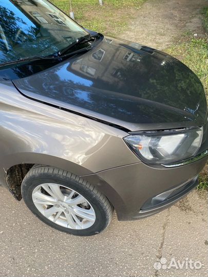 Капот granta fl