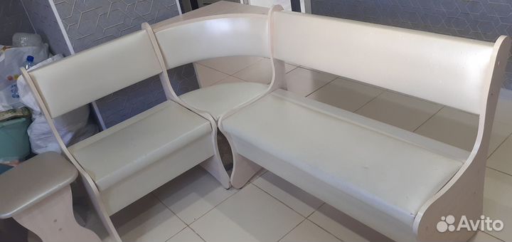 Кухонный уголок со столом бу