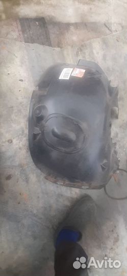 Подкрылок renault меган2