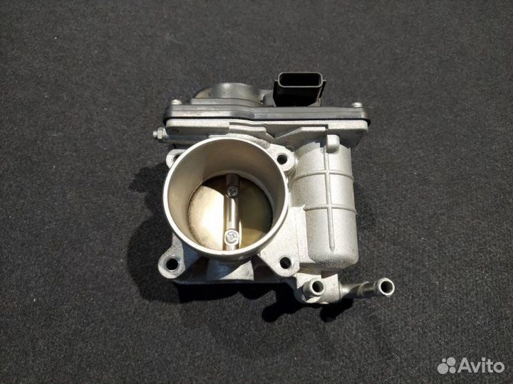 Дроссельная заслонка правая Nissan Fuga Y51 VQ25HR
