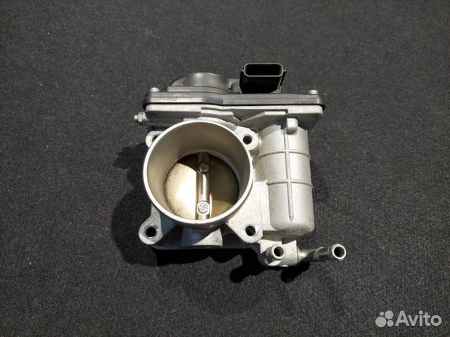 Дроссельная заслонка правая Nissan Fuga Y51 VQ25HR