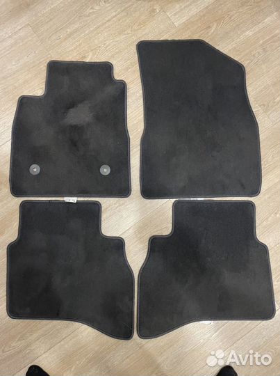 Автомобильные коврики Chevrolet trailblazer