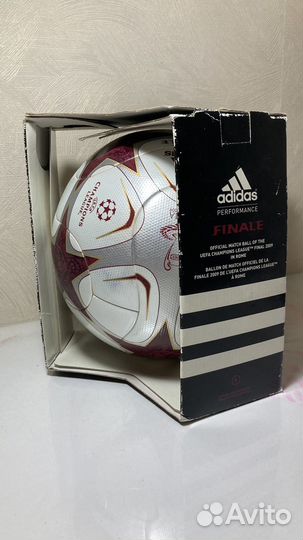 Футбольный мяч adidas лига чемпионов