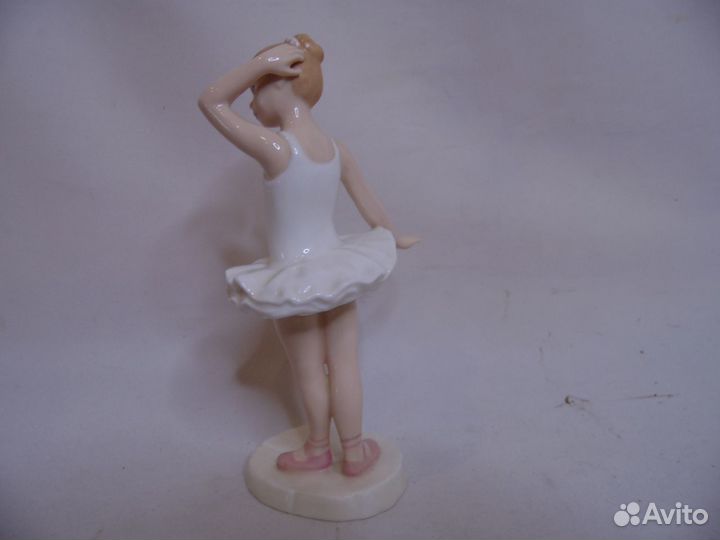 Антиквариат из Европы.Статуэтка Royal Doulton