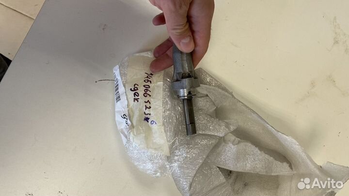 Натяжитель цепи Honda 900 919