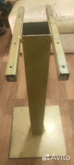 Мусорный контейнер металлический