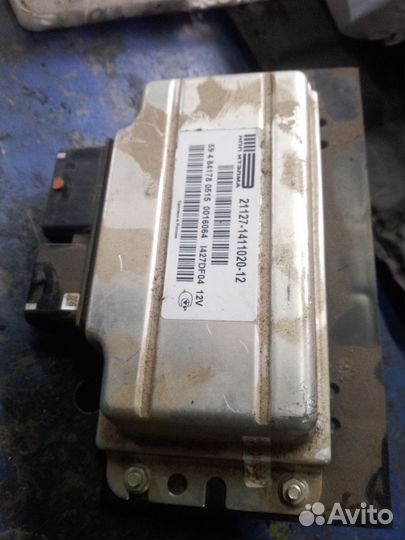 Продам эбу 127 с priora