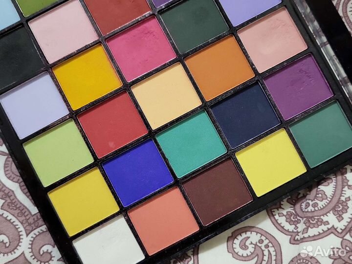 Палетка теней revolution maxi reloaded 45 цветов