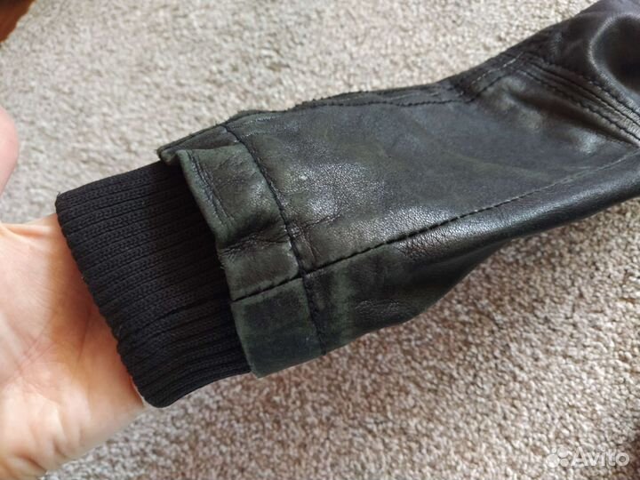 Кожаная куртка женская 42