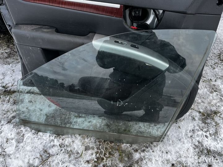 Стекло переднее левое Hyundai Santa Fe 2
