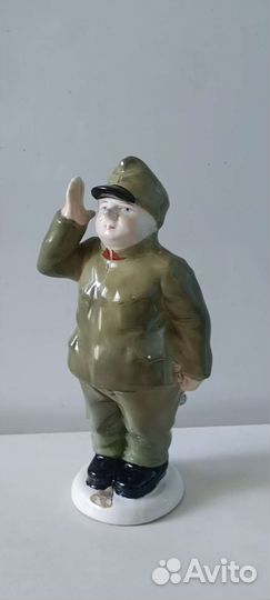 Статуэтка Бравый солдат Швейк